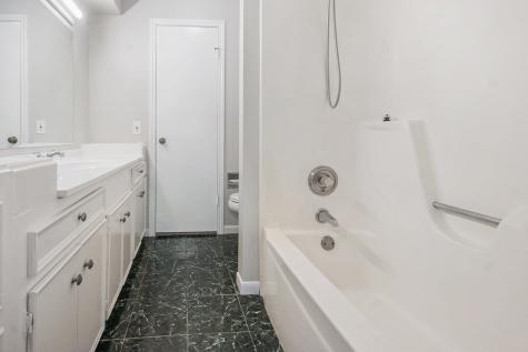 1920 Crooked Creek Lane Pearland TX 77581