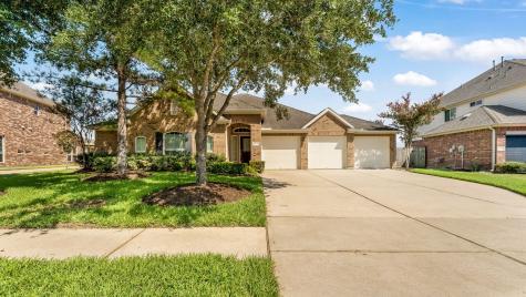 27115 Wooded Canyon Drive Katy TX 77494