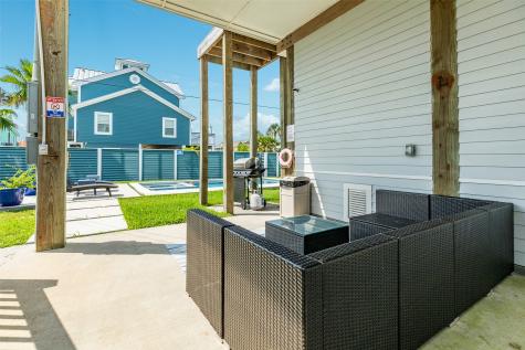 16547 Jolly Roger Road Jamaica Beach TX 77554