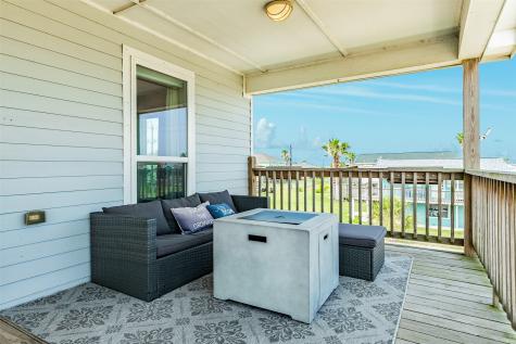 16547 Jolly Roger Road Jamaica Beach TX 77554