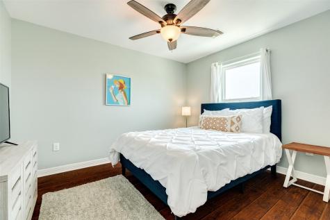16547 Jolly Roger Road Jamaica Beach TX 77554