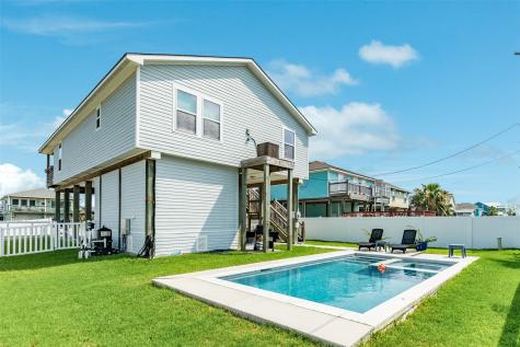 16547 Jolly Roger Road Jamaica Beach TX 77554