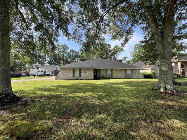 185 Brookhollow Street Vidor TX 77662