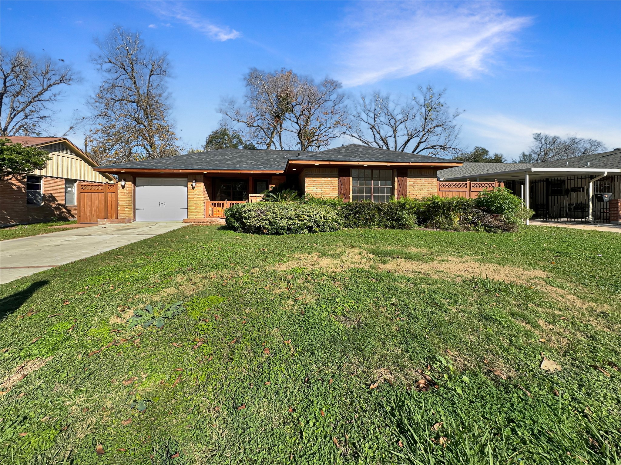 10211 Valencia Drive Houston TX 77013