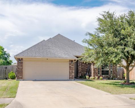 3213 El Camino Street Bay City TX 77414