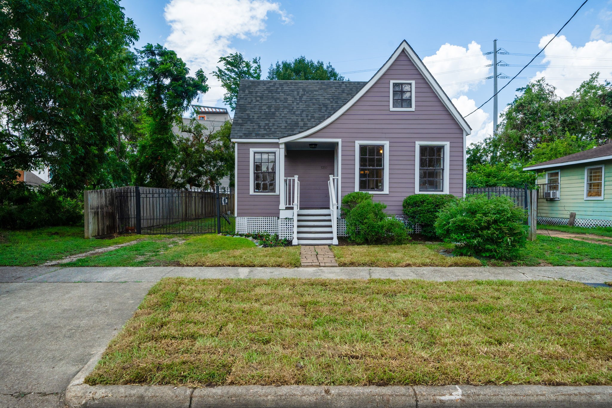 1210 Shearn Street Houston TX 77007