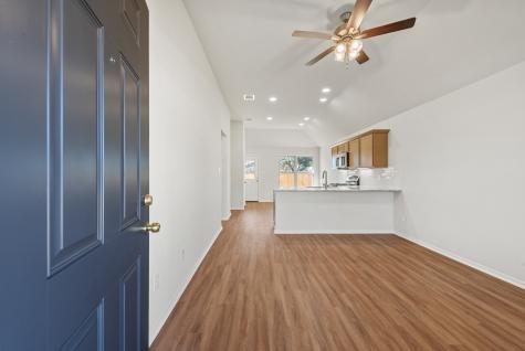 1231 High Street Navasota TX 77868
