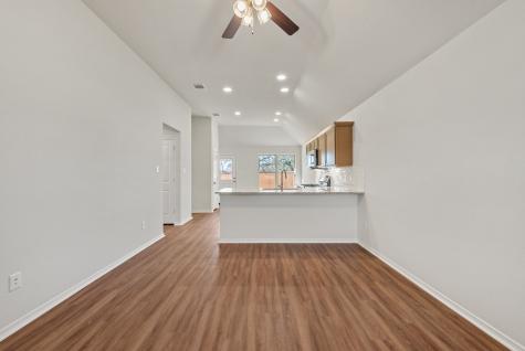 1231 High Street Navasota TX 77868