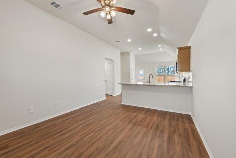 1231 High Street Navasota TX 77868