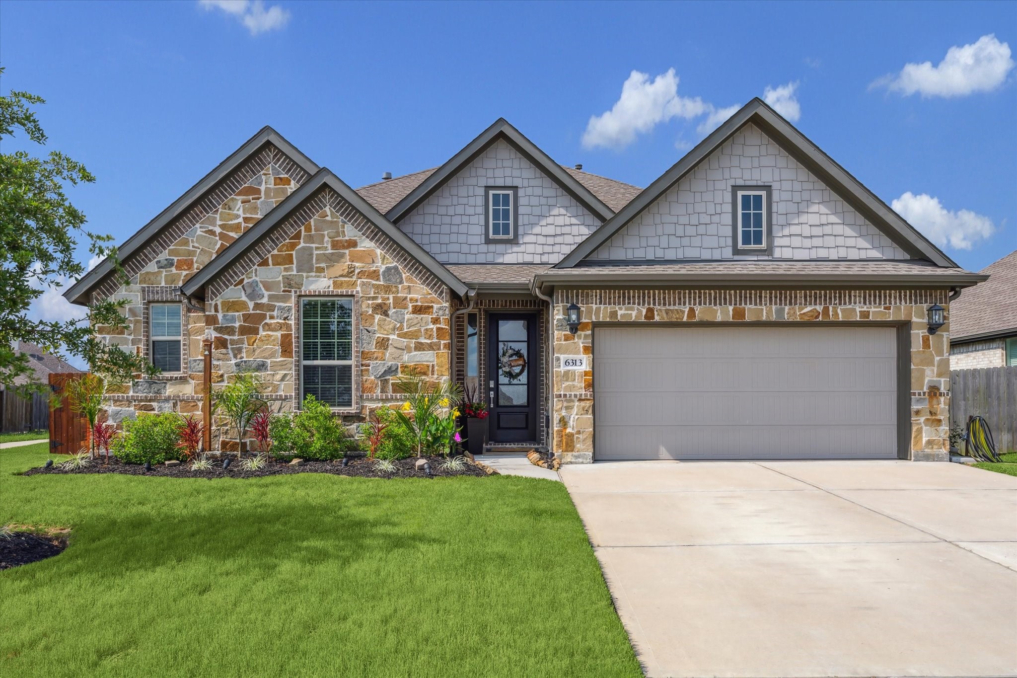 6313 Sawtooth Drive League City TX 77573