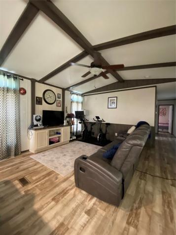 2056 Road 5210 Cleveland TX 77327