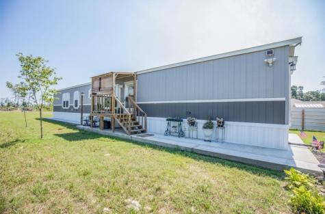 2056 Road 5210 Cleveland TX 77327