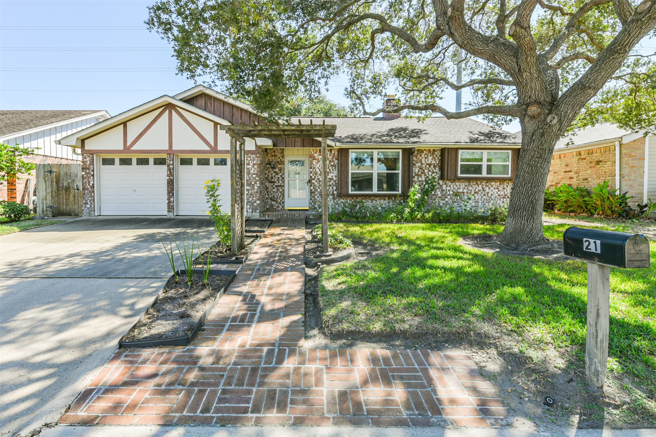 21 Cozumel Circle Galveston TX 77554