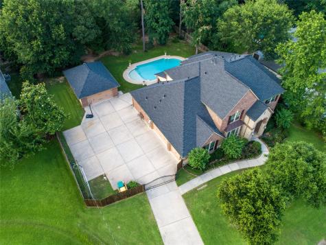 10111 Logan Grove Court Conroe TX 77302