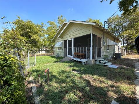 1218 W Martin Luther King Jr Street Bryan TX 77803
