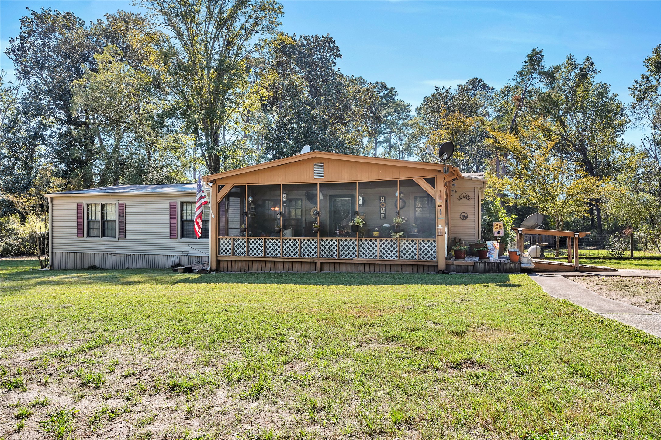 100 Magnolia Road Cleveland TX 77328