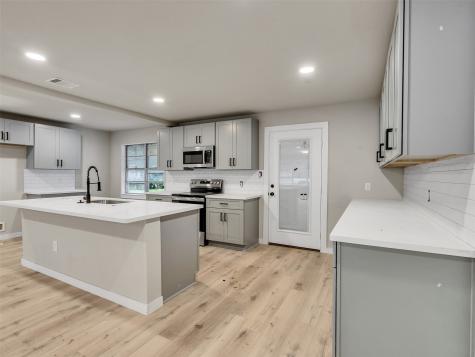 3709 Kettering Avenue Bay City TX 77414