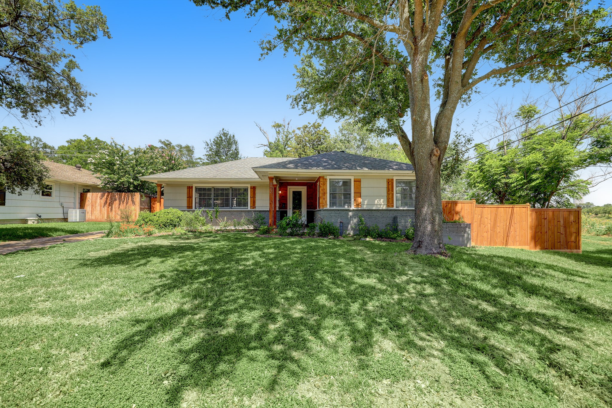 802 T C Jester Boulevard Houston TX 77008