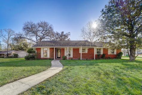 119 Hollywood Drive Conroe TX 77303