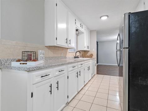 2910 18th Avenue N Texas City TX 77590
