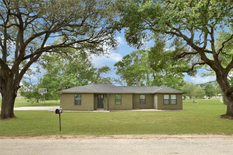 1008 East Street El Campo TX 77437