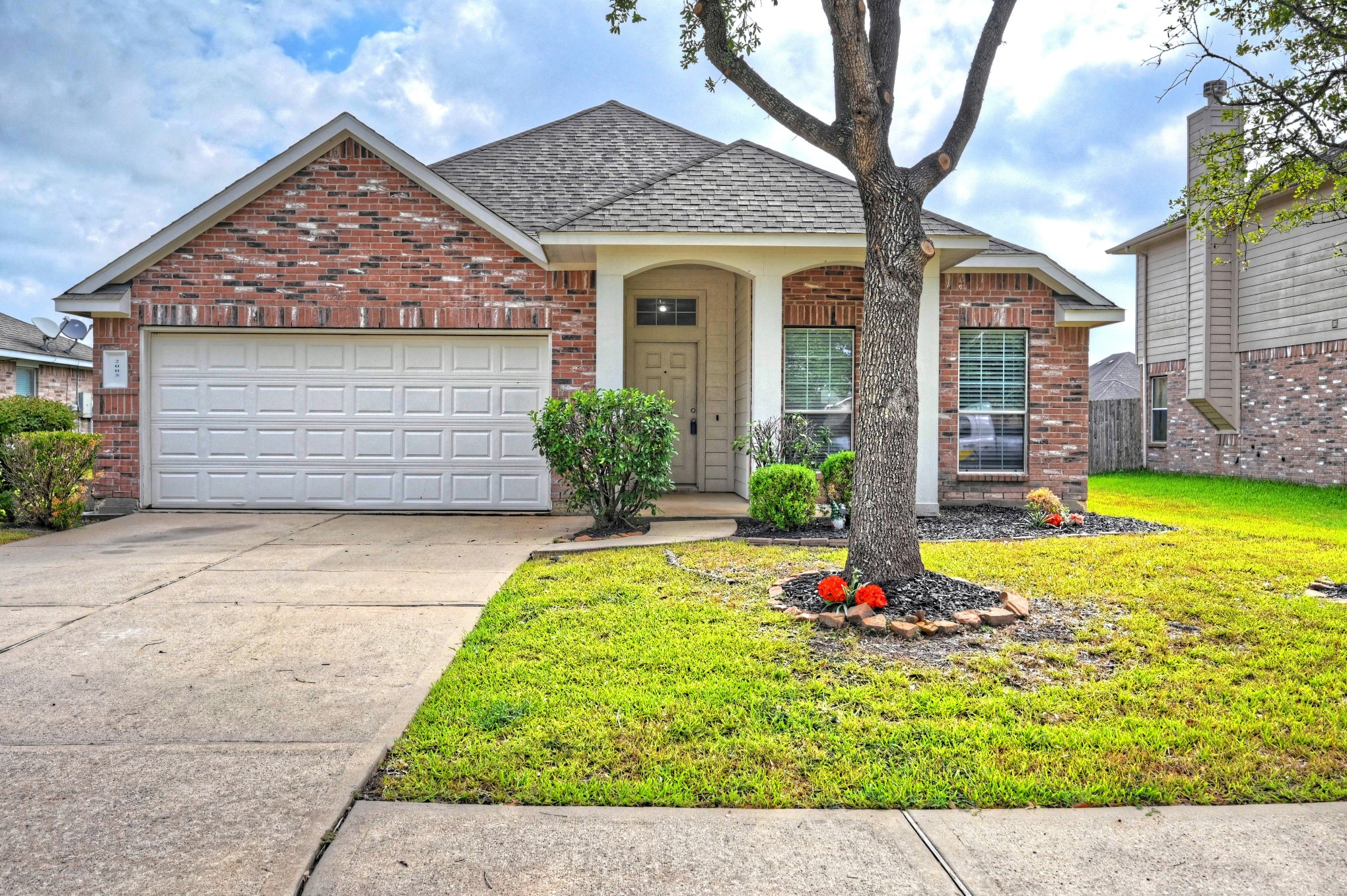 2005 Orchard Frost Drive Pearland TX 77581