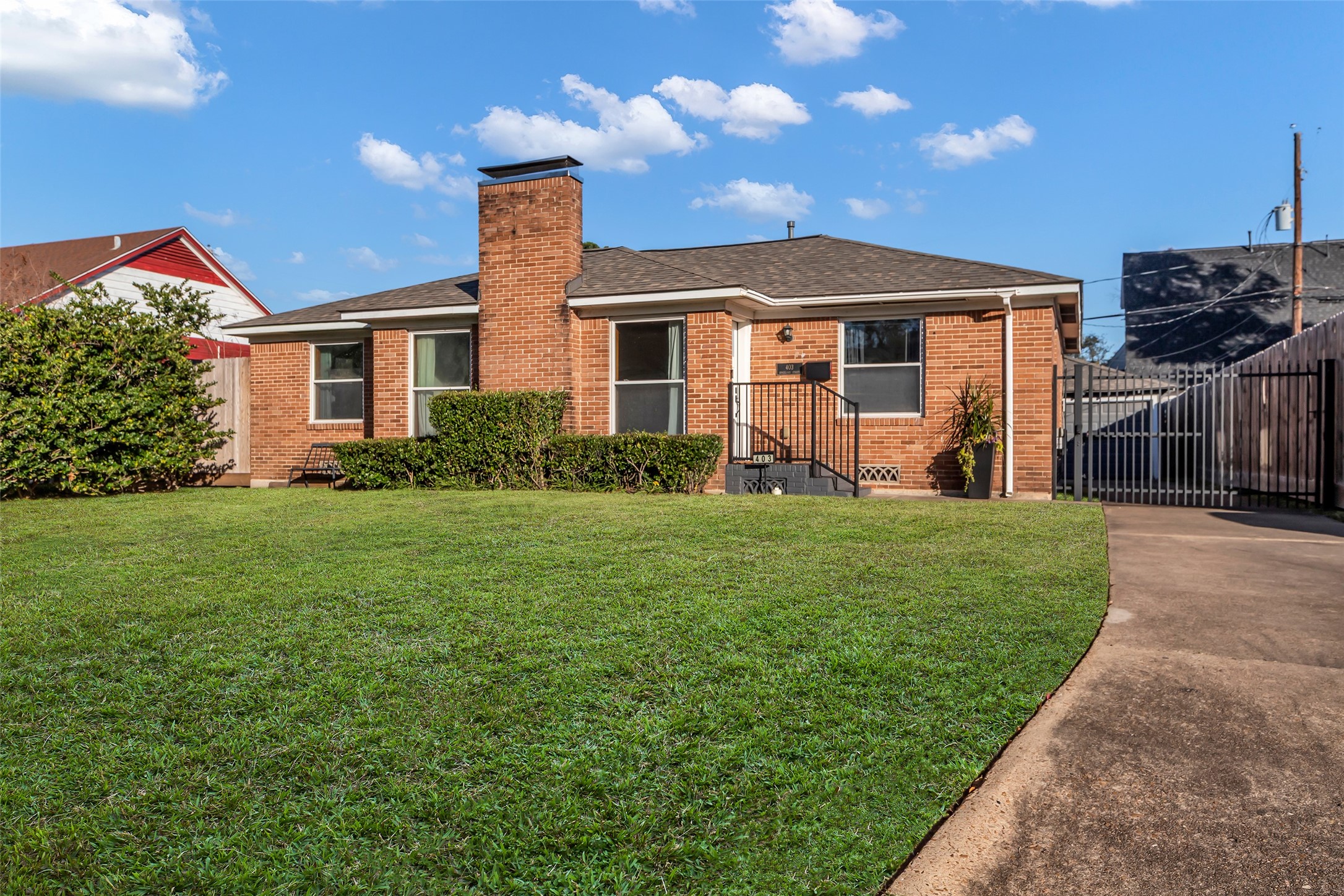 403 Graceland Street Houston TX 77009