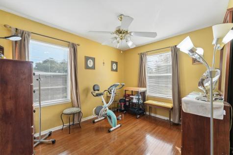 1404 Hemlock Drive Pasadena TX 77502