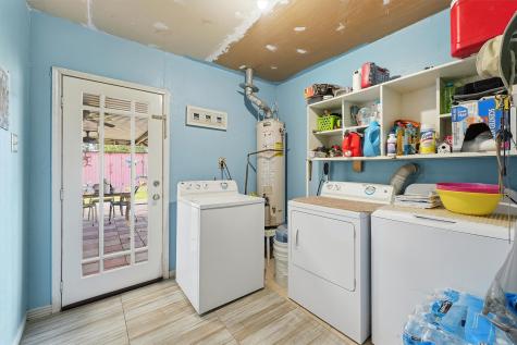 1404 Hemlock Drive Pasadena TX 77502