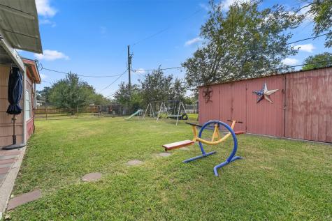 1404 Hemlock Drive Pasadena TX 77502