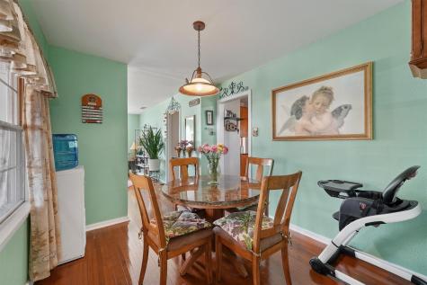 1404 Hemlock Drive Pasadena TX 77502