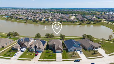 4939 Birchwood Bluff Lane Rosharon TX 77583