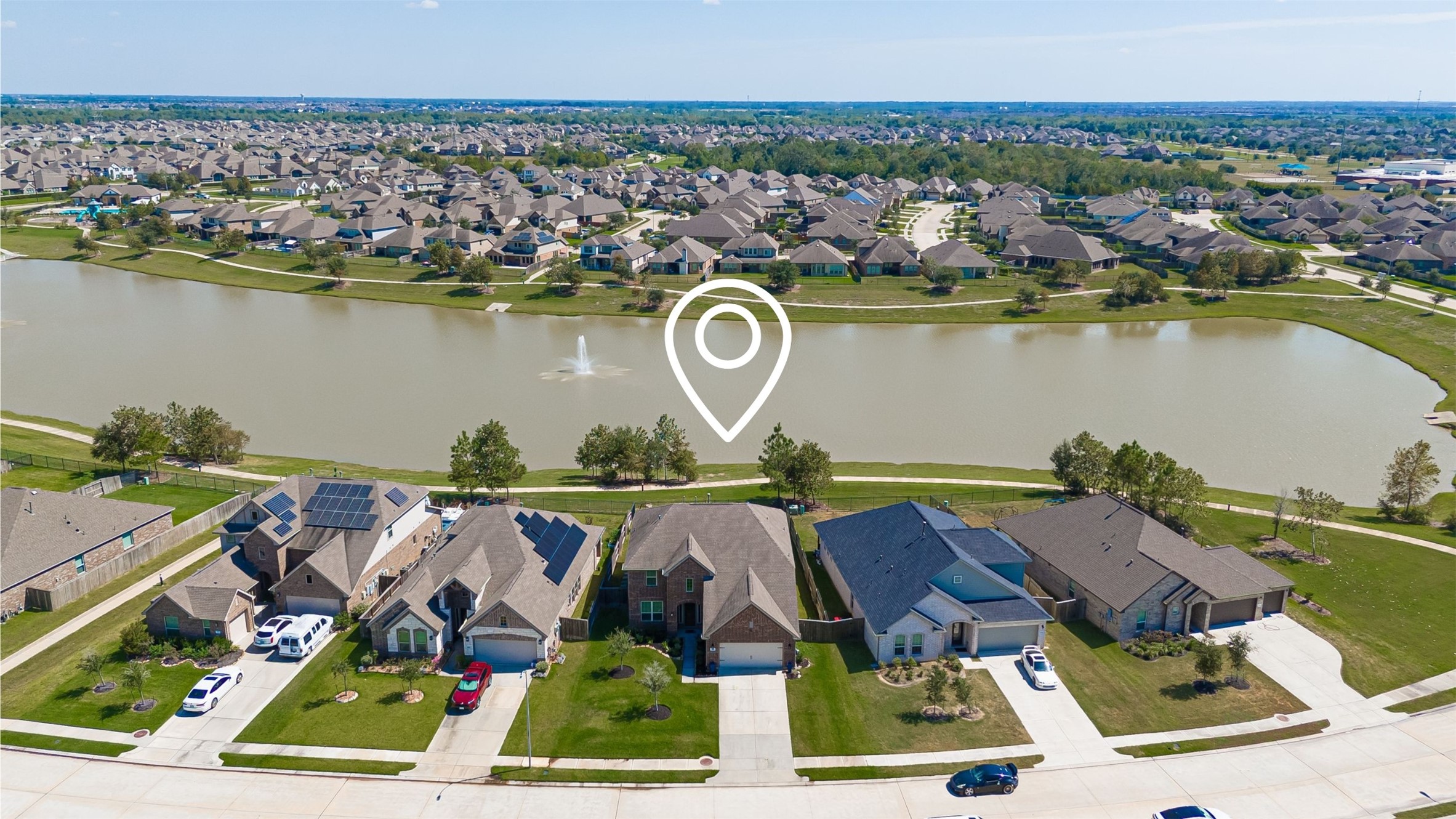 4939 Birchwood Bluff Lane Rosharon TX 77583