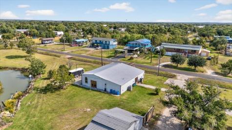 311 Bayside Drive Anahuac TX 77514