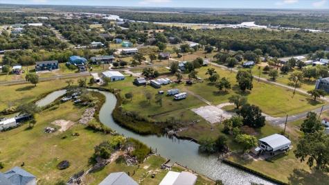 311 Bayside Drive Anahuac TX 77514