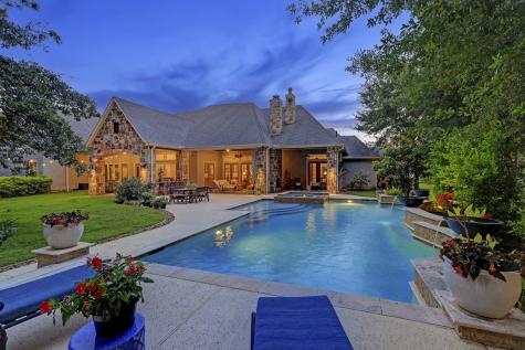 6912 Lone Star Court Montgomery TX 77316