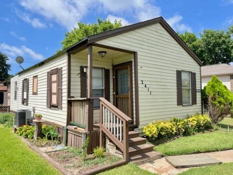 2411 37th Avenue N Texas City TX 77590