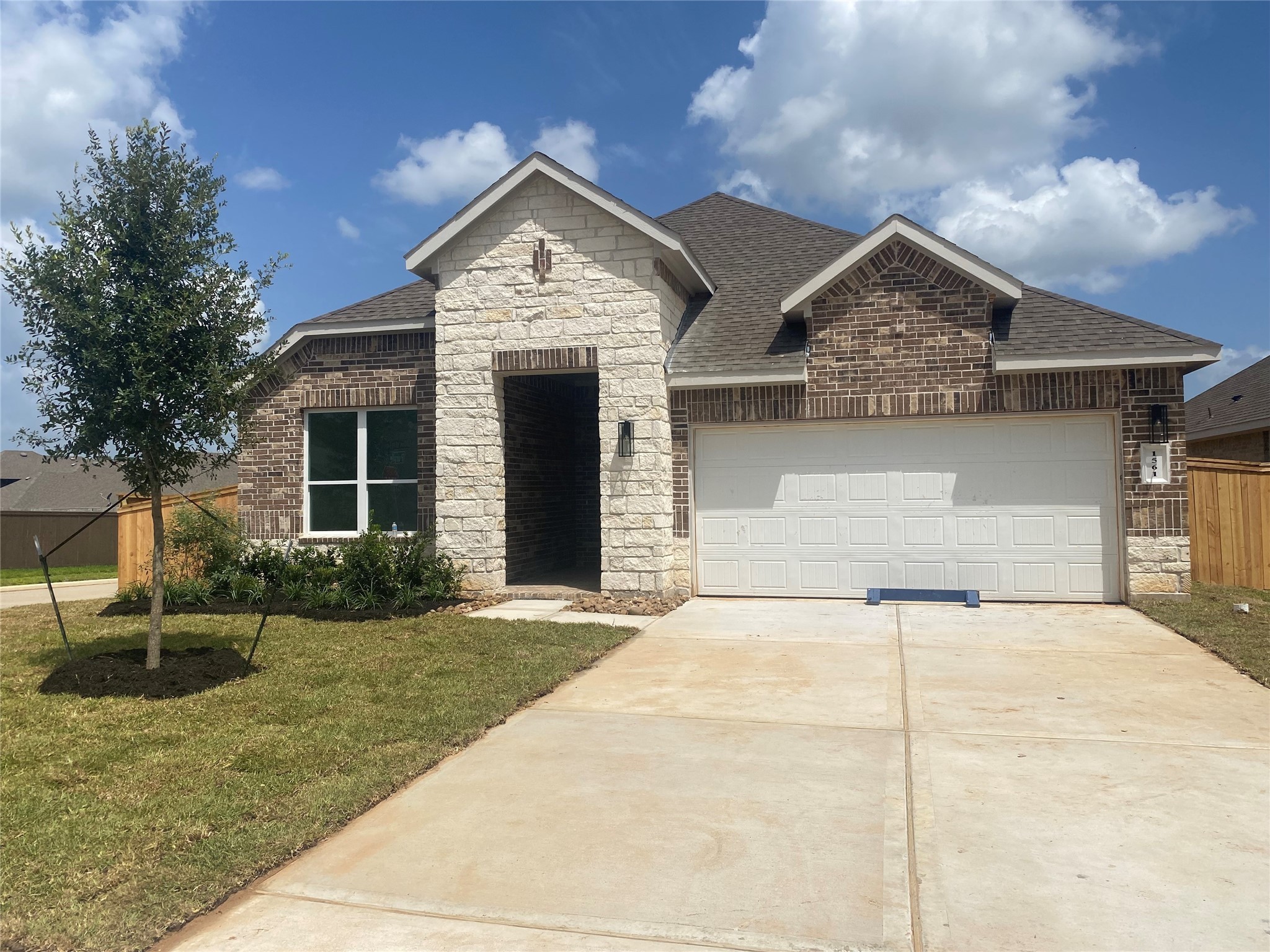 1561 Oakdale Crest Road Montgomery TX 77316