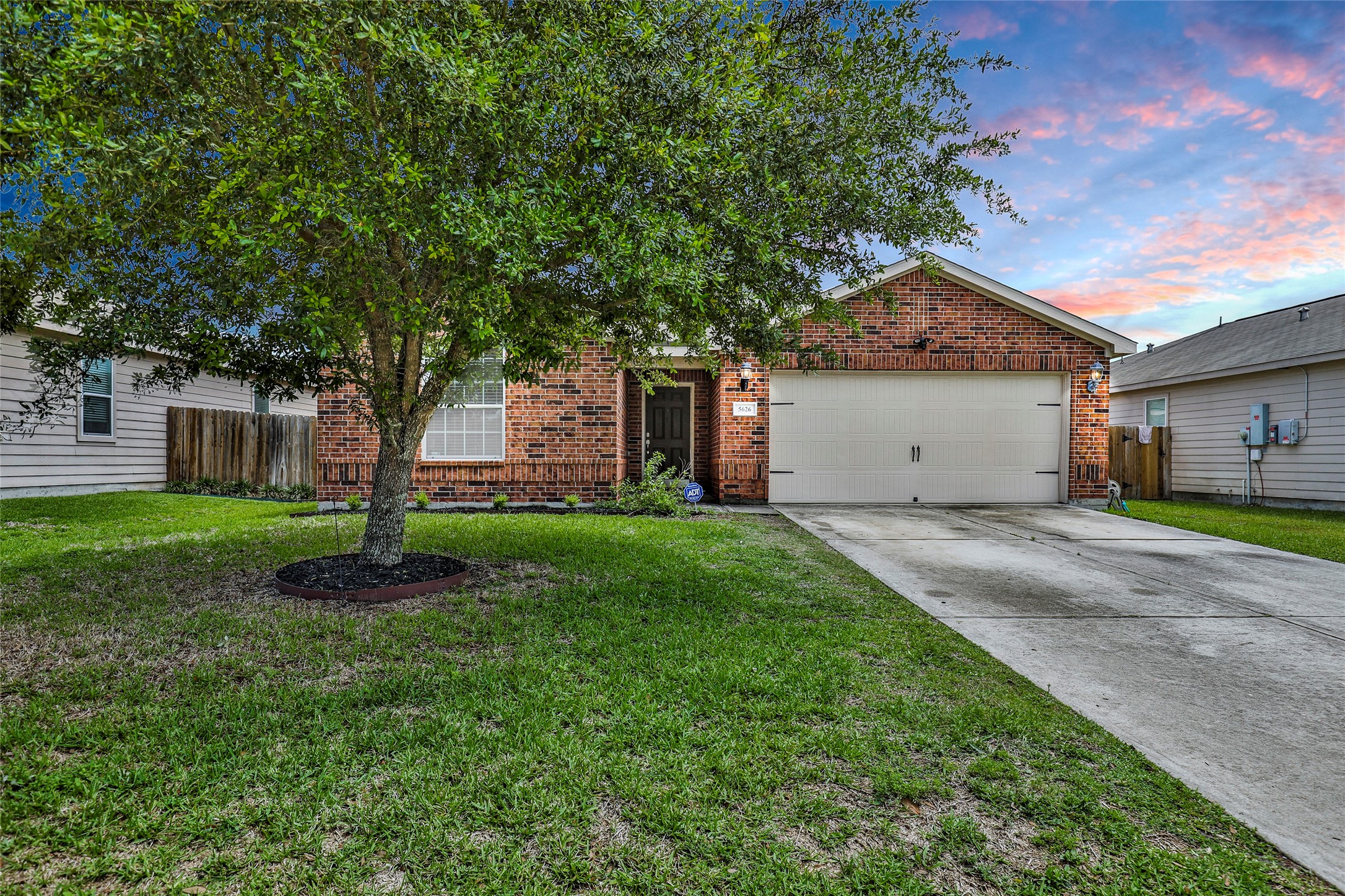 5626 That Way Kingwood TX 77339