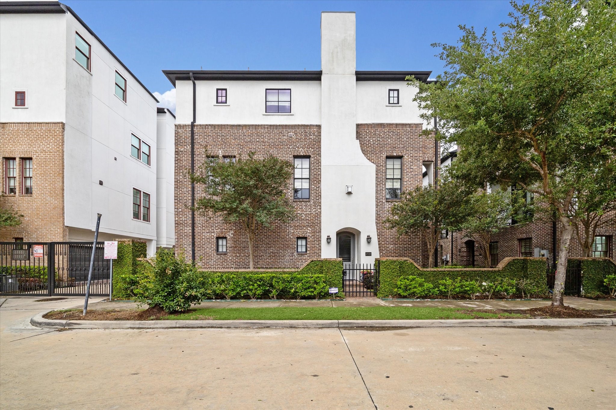 2729 Cohn Street Houston TX 77007