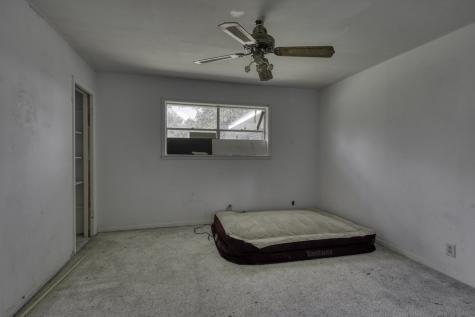 1927 Highway 75 N Madisonville TX 77864