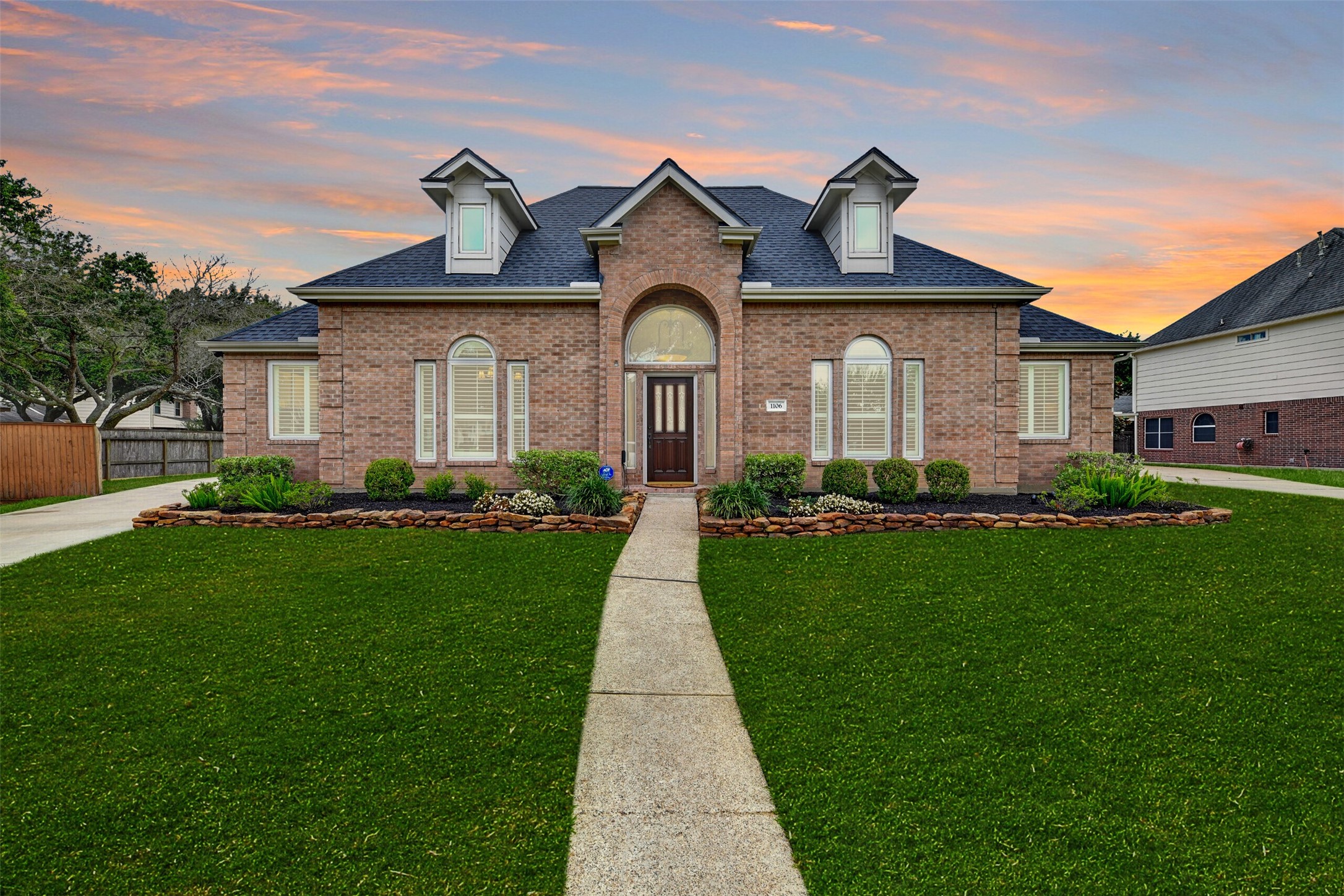 1106 Red Wing Drive Friendswood TX 77546