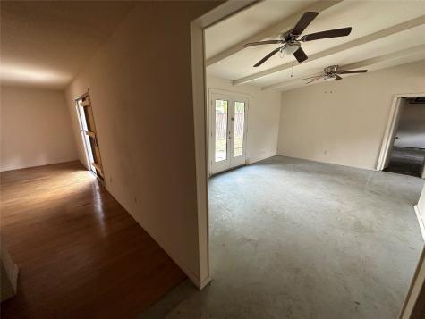 5634 Cerritos Drive Houston TX 77035