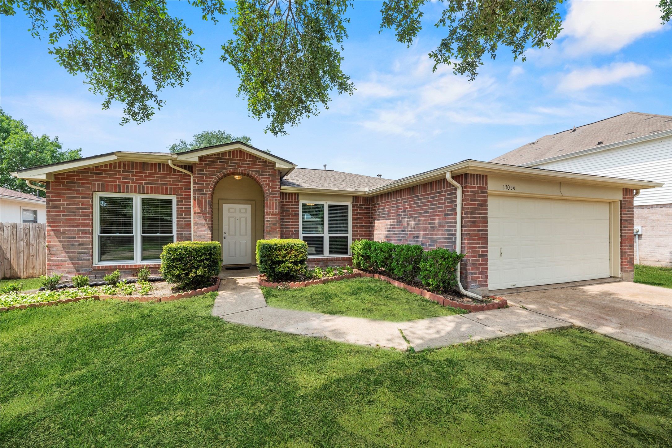 17054 Clan Macgregor Drive Houston TX 77084