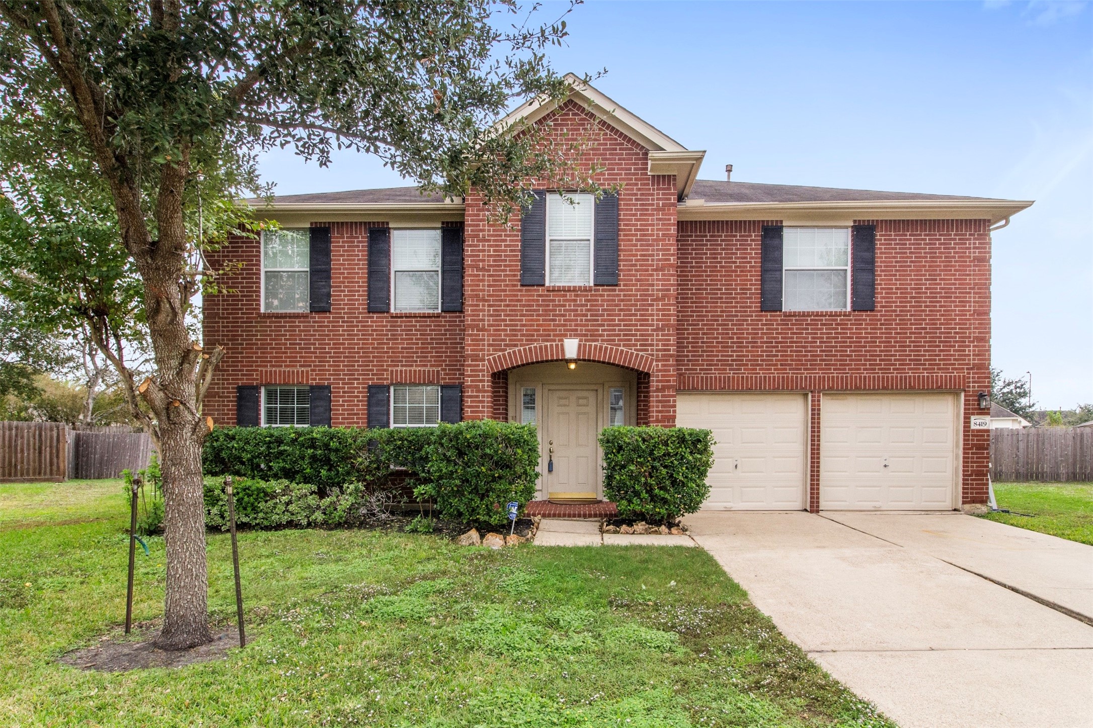 8419 E Sienna Cove Lane Houston TX 77083