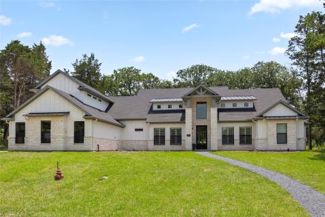 1607 N Falls Drive New Ulm TX 78950