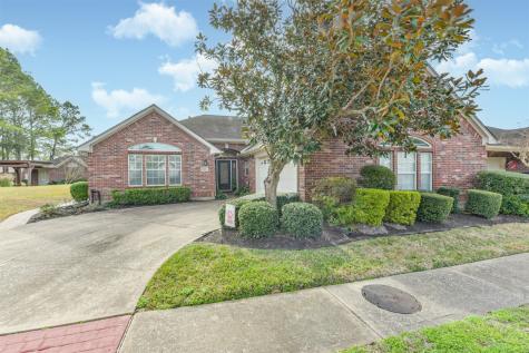 321 Pine Creek Drive Friendswood TX 77546