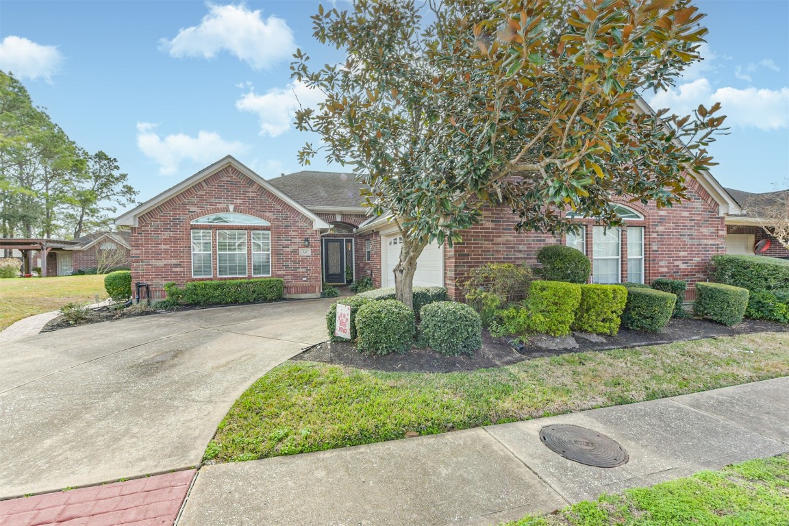 321 Pine Creek Drive Friendswood TX 77546