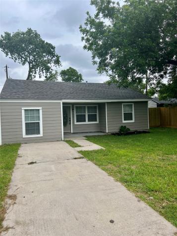 5421 Chennault Road Houston TX 77033