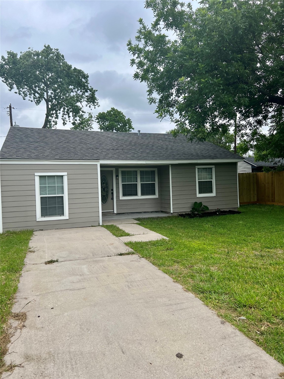 5421 Chennault Road Houston TX 77033